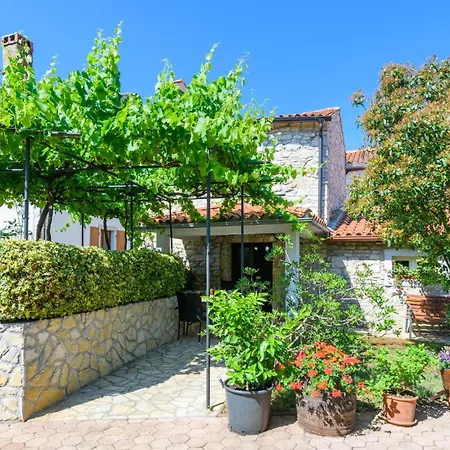 Holiday home Awesome In With Wifi *