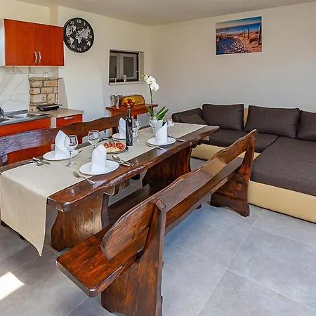 Awesome In With Wifi Holiday home Nedescina